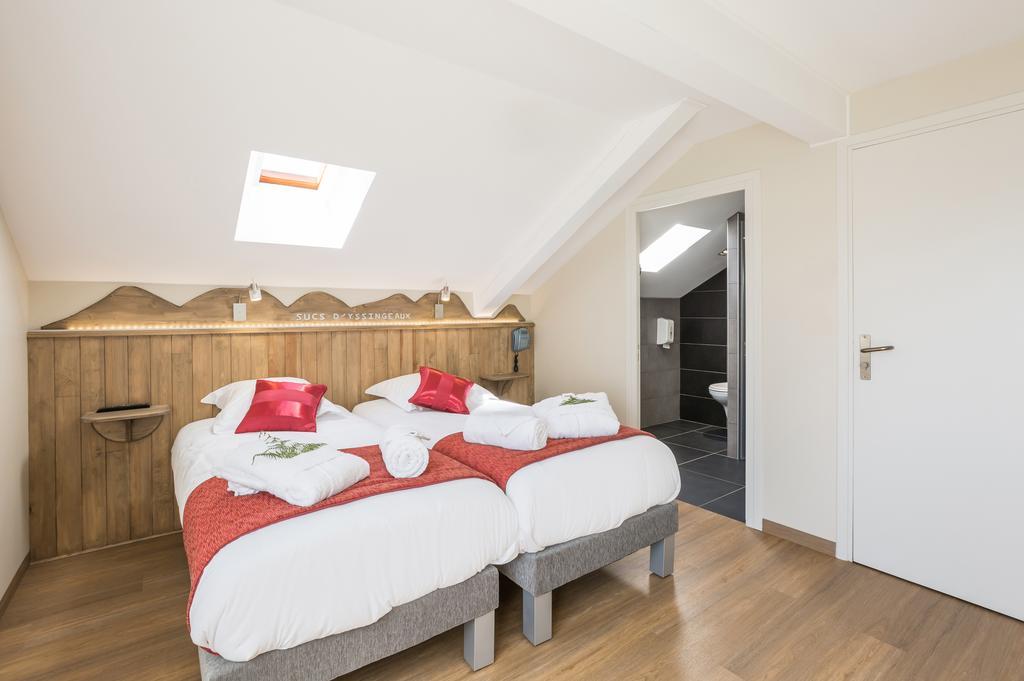 Logis Hotel Le Relais Du Bois Vialotte 利尼翁河畔勒尚邦 外观 照片