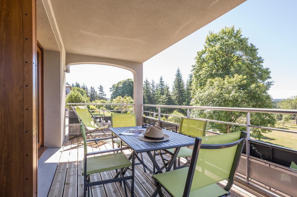 Logis Hotel Le Relais Du Bois Vialotte 利尼翁河畔勒尚邦 外观 照片