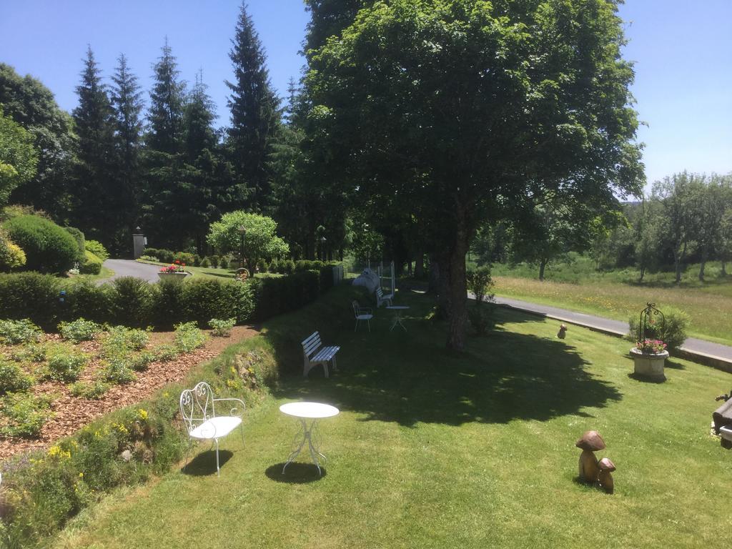 Logis Hotel Le Relais Du Bois Vialotte 利尼翁河畔勒尚邦 外观 照片